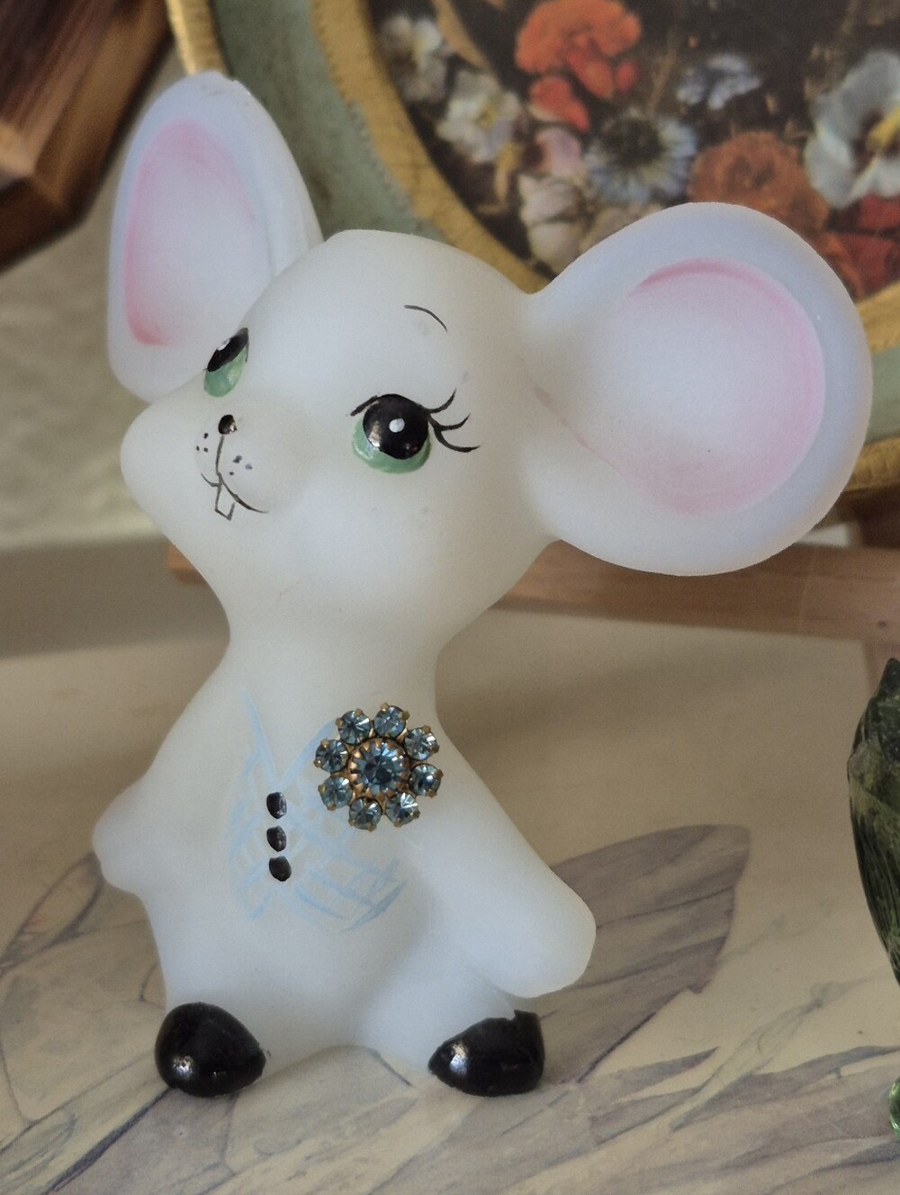 Fenton March Boutonniere Buddy